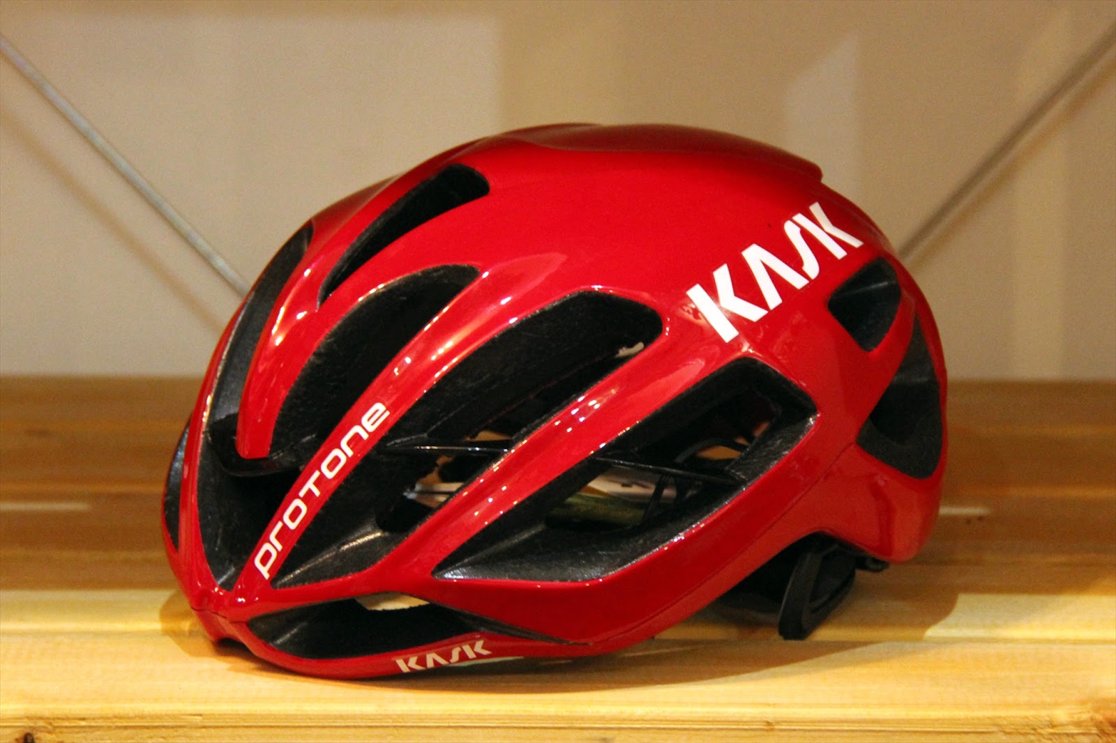 KASK PROTONEヘルメット